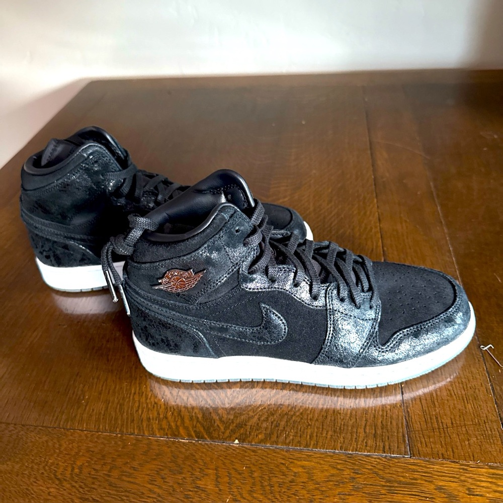 Nike Air Jordan 1 Retro High Premium HC GG Basketball Sneakers Boys, Size 6Y